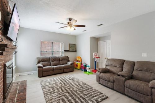 629 Shr Rd, Lithonia GA 30058-5991 exterior