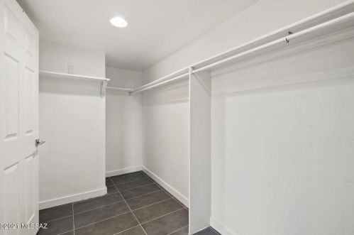 4831 Calle Bujia, Tucson AZ 85718-5218 exterior