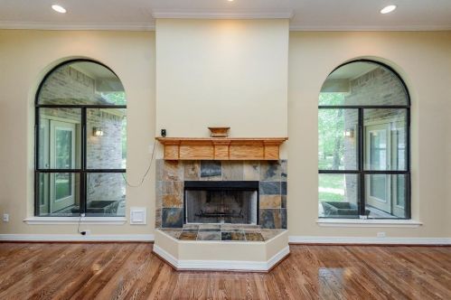 8827 Catamaran Way, Montgomery TX 77316-6881 exterior