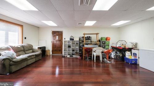 1078 Corn Crib Dr, Huntingdon Valley PA 19006-3306 exterior