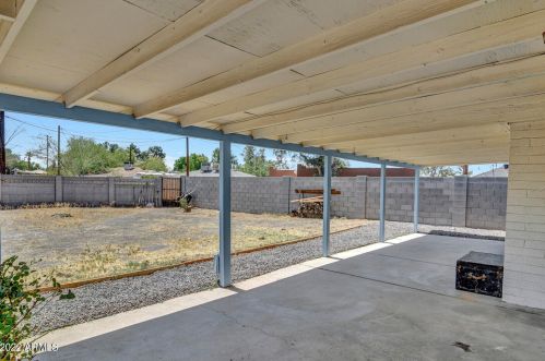 7611 12th Pl, Phoenix AZ  85020-4540 exterior