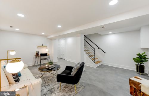 1427 Parkwood Pl, Washington DC  20010-3218 exterior