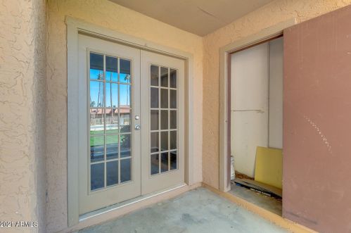 3511 Baseline Rd, Phoenix AZ  85042-7225 exterior