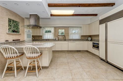 25 Rutherford Rd, Hackettstown NJ 07840-2702 exterior