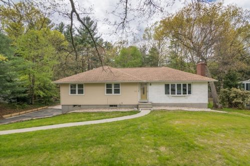 112 Brookwood Dr, Springfield, MA 01106-2707