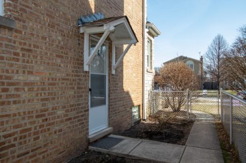 1634 76 Ct, Chicago IL 60707-3012 exterior
