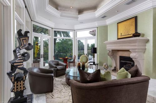 2593 Escada Dr, Naples, FL 34109-3600