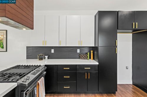 612 Stannage, Berkeley CA 94706-1640 exterior