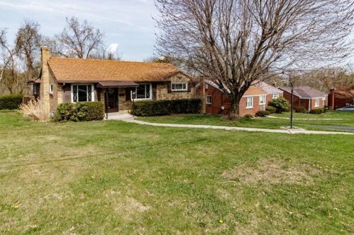 4929 Leona Dr, Pittsburgh, PA 15227-1341