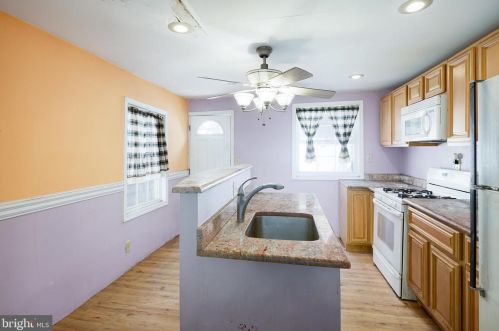 1641 17 St, Philadelphia PA 19132-3928 exterior