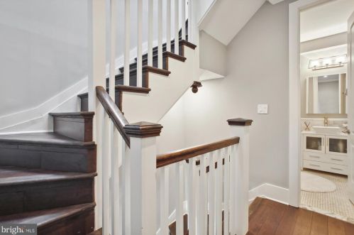 2208 Q St, Washington DC 20001-1955 exterior