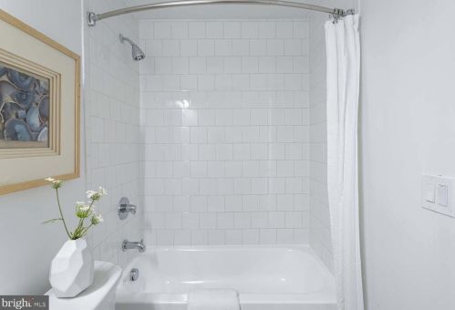 3625 16th St, Washington DC  20010-1144 exterior