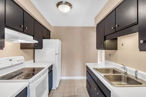 162 Linden Ct, Pittsburgh, PA 15237-2624