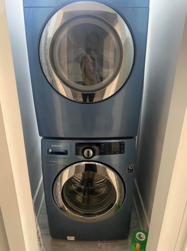 3909 11 St, Milwaukee WI 53206-3059 exterior