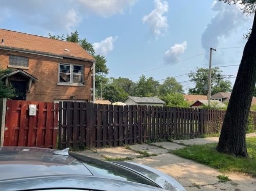 12157 Princeton Ave, Chicago, IL 60628-6515