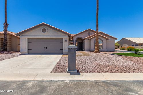 10325 Hercules Ct, Chandler AZ  85248-7614 exterior