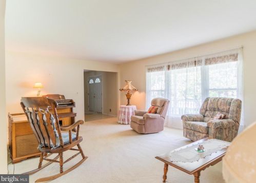 342 George Dye Rd, Trenton NJ 08691-3311 exterior