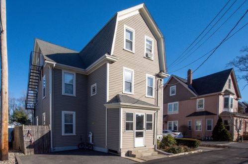 12 Highland Ter, Needham MA  02494-3014 exterior