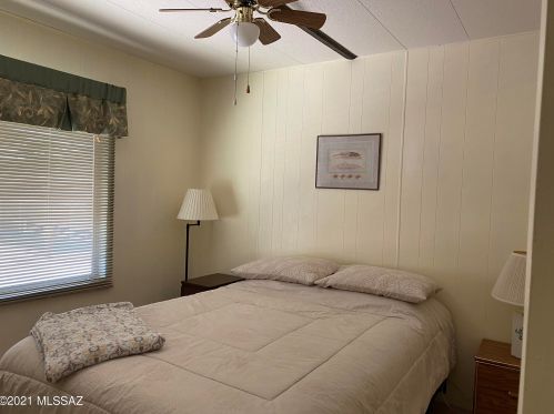 5712 Diamond K St, Tucson AZ 85713-4467 exterior