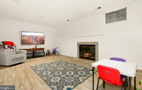 1812 Tufa Ter, Silver Spring MD 20904-5352 exterior