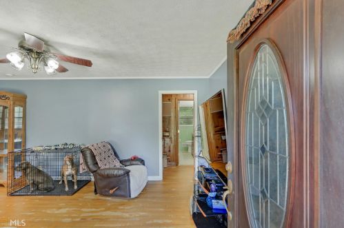 1027 Allen Rd, Commerce, GA 30530-4101