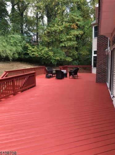 11 Beacon Hl Dr, Chester NJ exterior