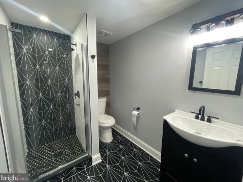 1617 Allengrove St, Philadelphia PA  19124-2729 exterior