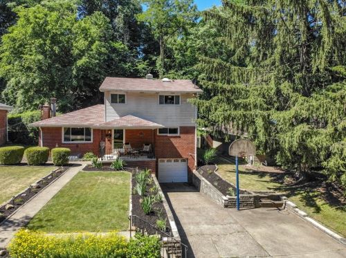 1216 Commercial St, Pittsburgh, PA 15218-1102