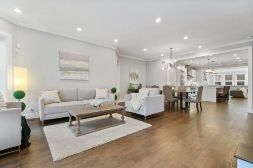 1729 Melrose St, Chicago, IL 60657-1003