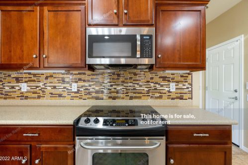 15925 21st Ln, Phoenix AZ  85023-9207 exterior