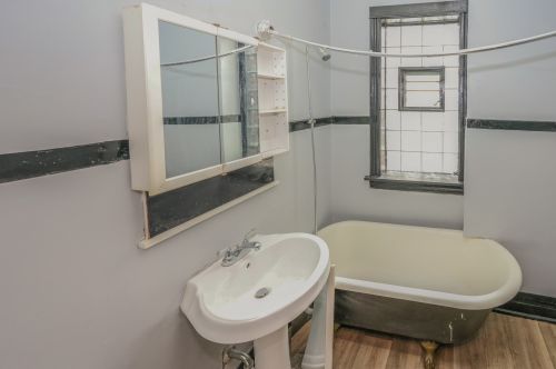 6743 Wabash Ave, Chicago IL 60628-3532 exterior