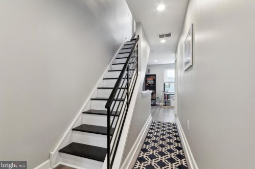 1304 Cleveland St, Philadelphia PA  19146-4605 exterior