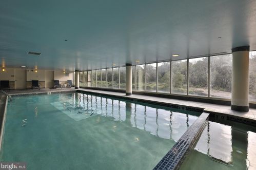 300 Carson Ter, Huntingdon Valley PA 19006-4719 exterior