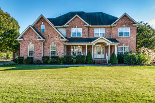 2917 Morton Ln, Smyrna, TN 37167-6726