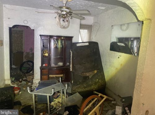 2425 Firth St, Philadelphia PA 19125-1316 exterior