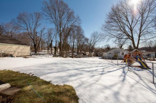 121 North St, Wallingford, CT 06492-3148