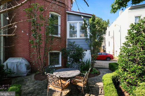 162 Tennessee Ave, Washington DC 20002-6426 exterior