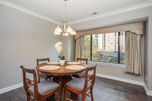 3 Oakwood Ave, Norwalk CT 06850-1340 exterior