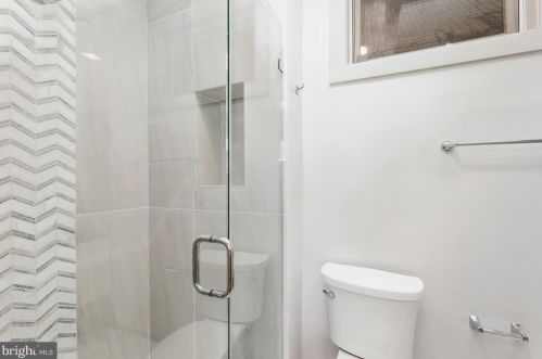 1607 D St, Washington DC  20003-2441 exterior