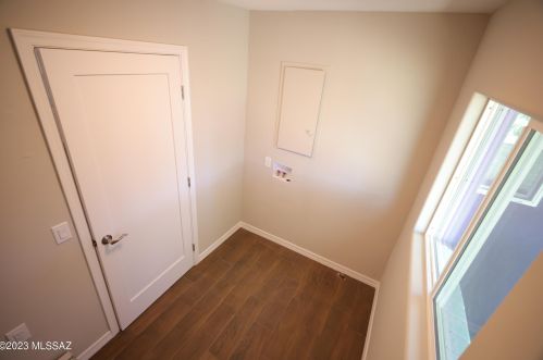 5751 28 St, Tucson AZ 85711-5925 exterior