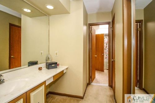 2002 Deerfield Dr, Edison NJ  08820-1588 exterior