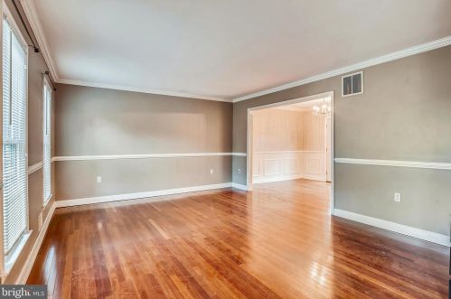 8120 Cooper St, Alexandria VA  22309-1008 exterior