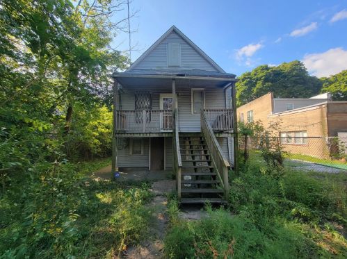 1560 93 St, Chicago IL 60617-3607 exterior