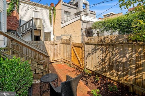 829 Randolph St, Washington DC  20011-5865 exterior