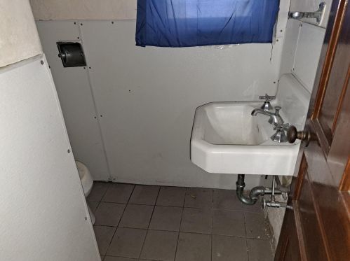 745 25th St, Milwaukee WI  53204-1037 exterior