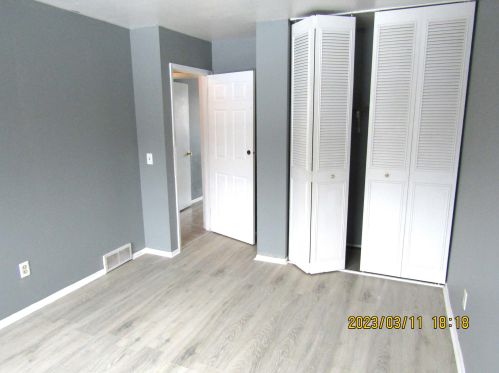 6297 Prt Ave, Milwaukee WI 53223-4121 exterior