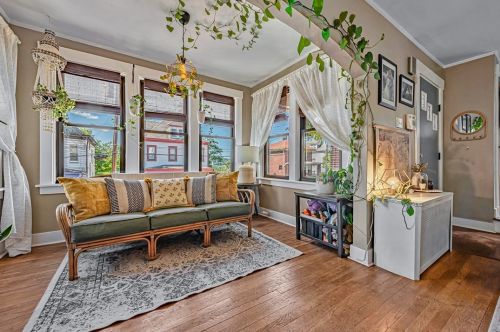 843 Florence Ave, Pittsburgh PA 15202-2720 exterior