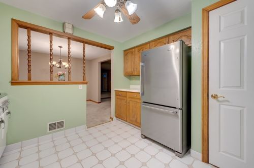 917 Eathan Ave, Pittsburgh PA 15226-1626 exterior