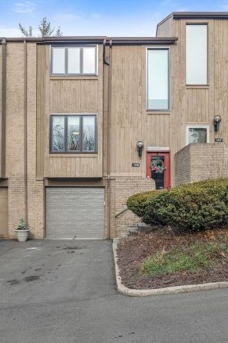 156 Linden Ct, Pittsburgh, PA 15237-2624