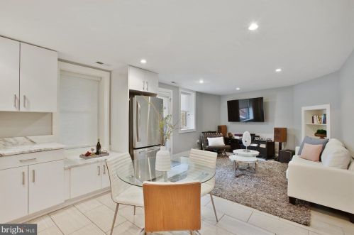 2208 Q St, Washington DC 20001-1955 exterior